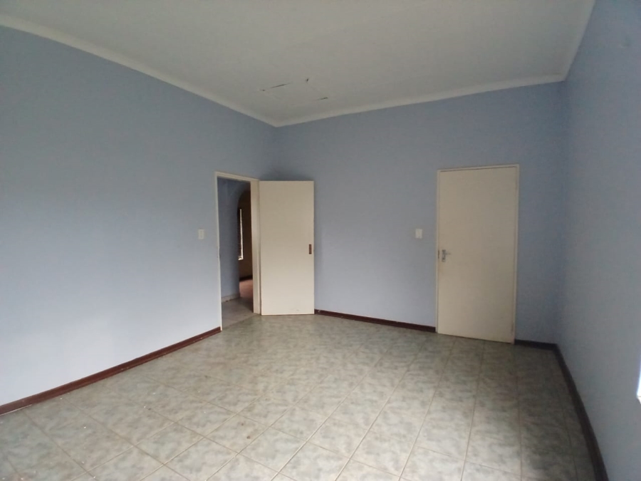 To Let commercial Property for Rent in Rustenburg Central North West